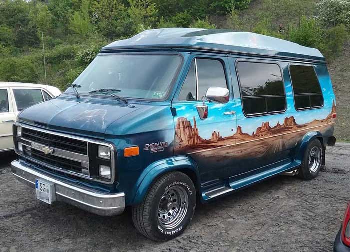 Chevy Van, Oldtimer mit H-Nummernschild